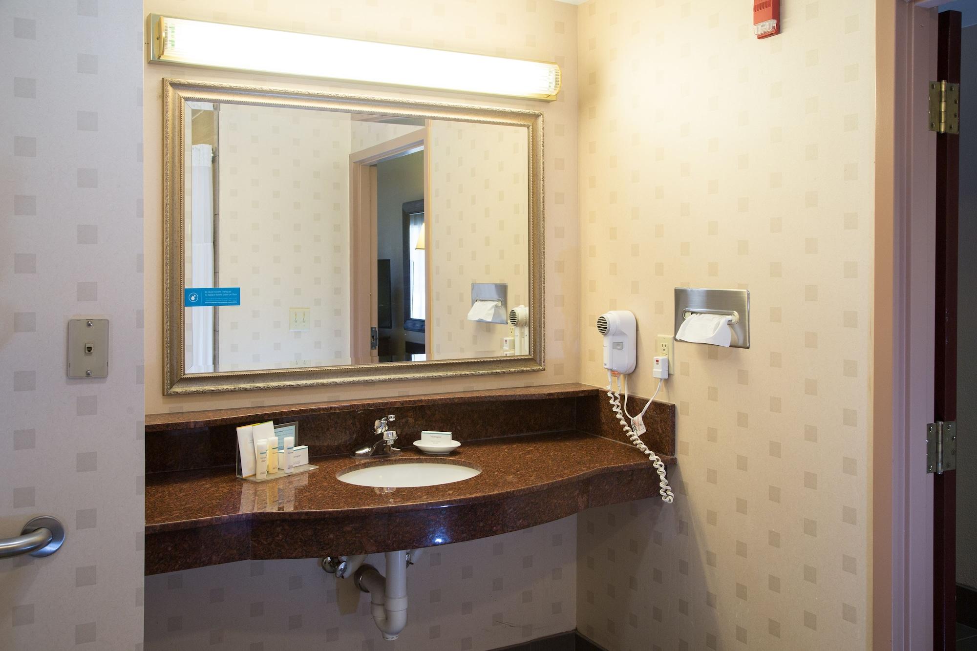 Hampton Inn Oxford-West מראה חיצוני תמונה