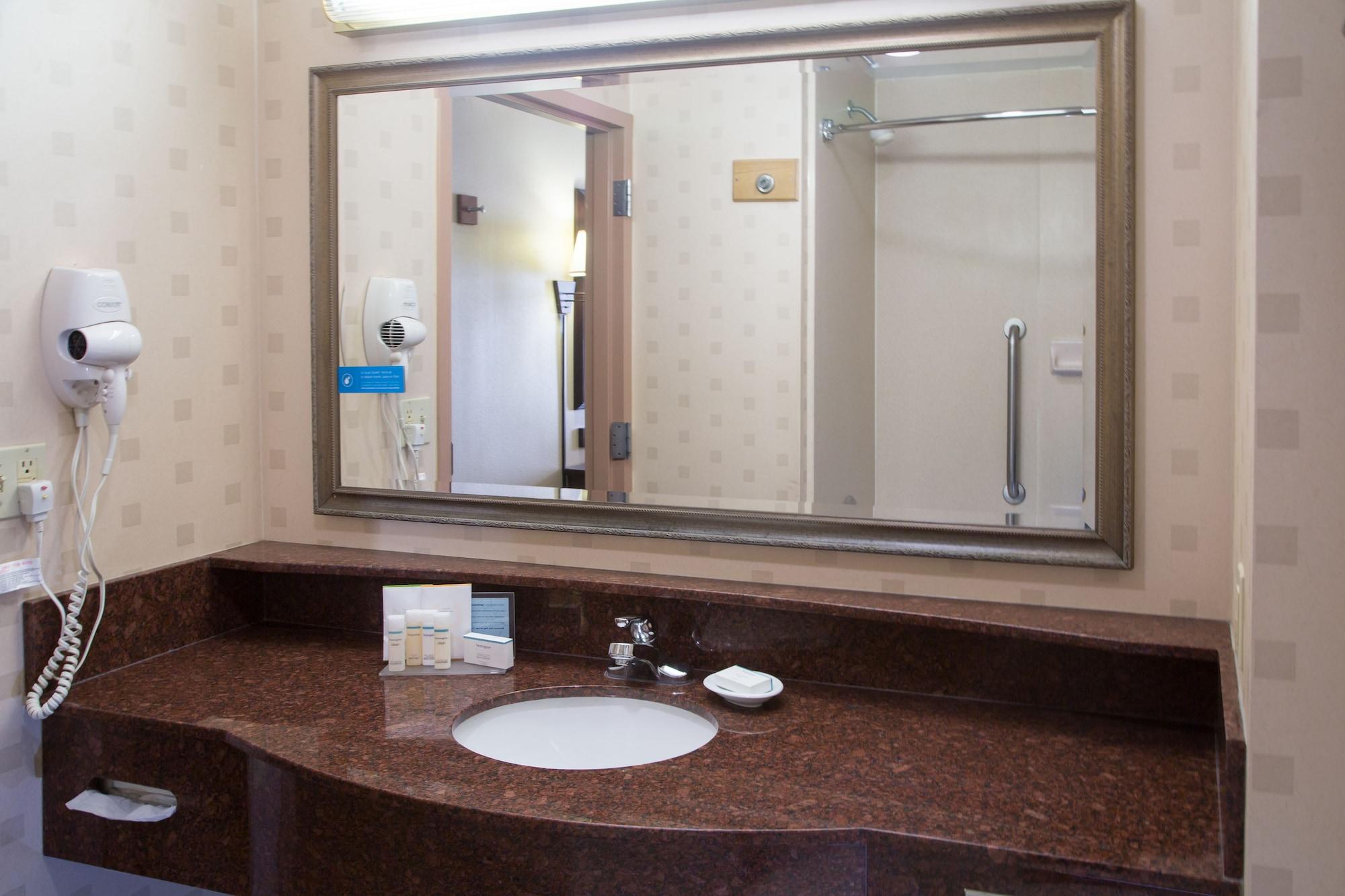 Hampton Inn Oxford-West מראה חיצוני תמונה