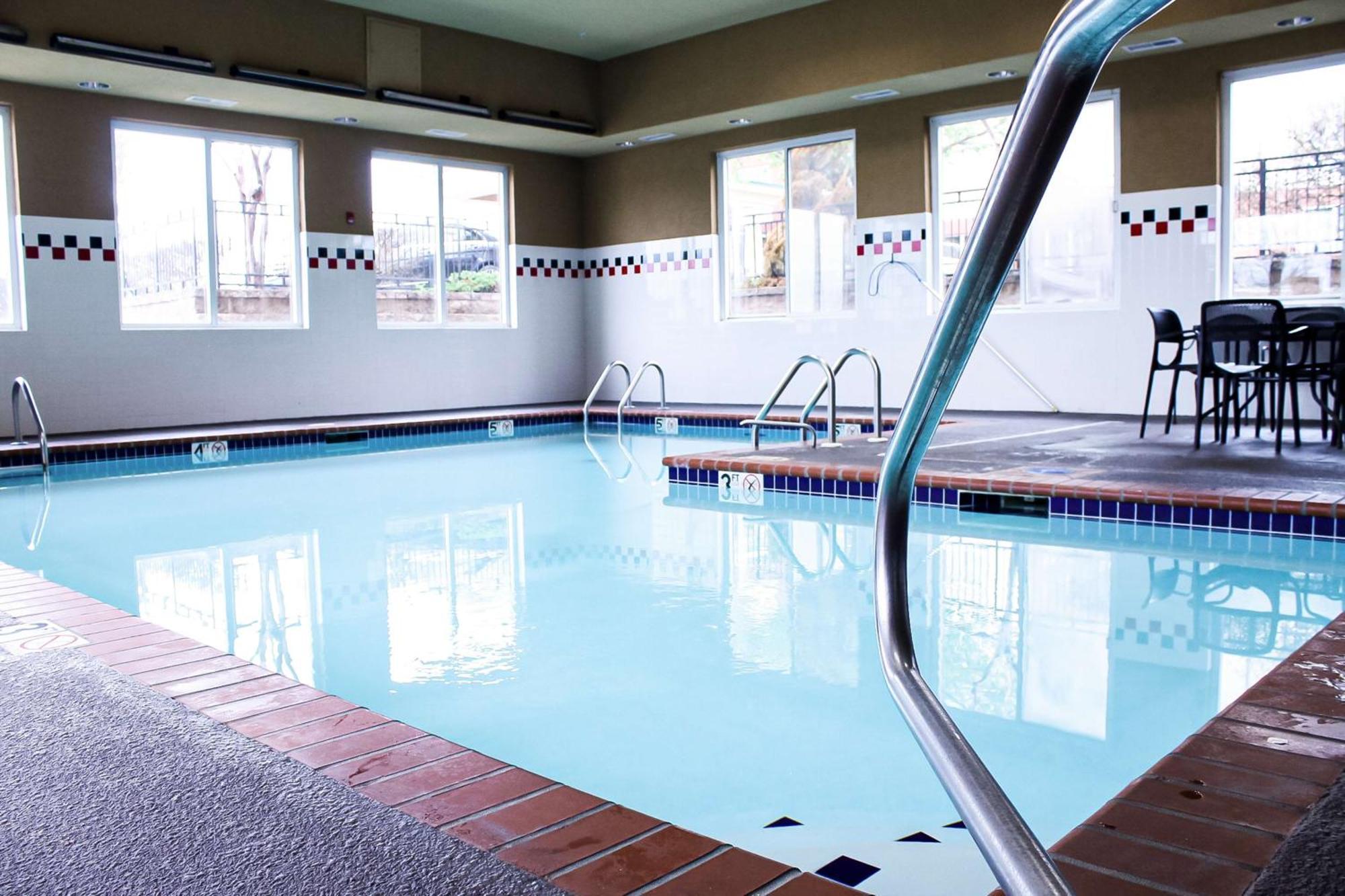 Hampton Inn Oxford-West מראה חיצוני תמונה